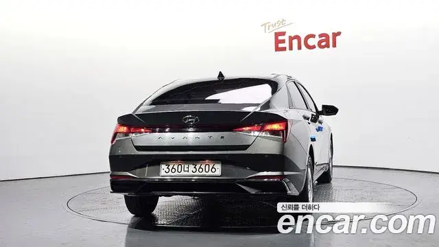 Hyundai Avante 2021 — Фото 4/20