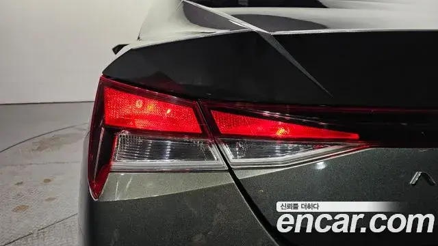 Hyundai The New Avante Hybrid 2021 — ფოტო 28/30