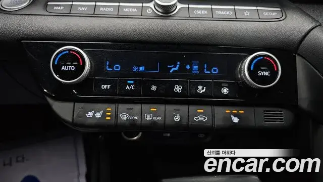 Hyundai The New Avante Hybrid 2021 — ფოტო 11/30