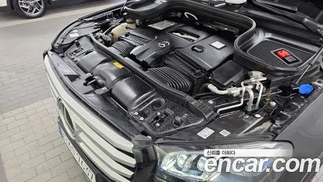 Mercedes-Benz GLS-Class 2024 — Photo 32/34