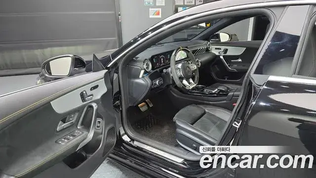 Mercedes-Benz CLA-Class 2023 — Фото 10/20