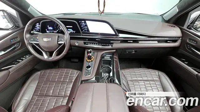 Cadillac Escalade 2022 — Фото 6/20