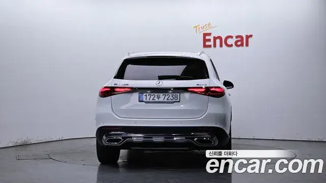 Mercedes-Benz GLC-Class 2025 — Şəkil 25/32