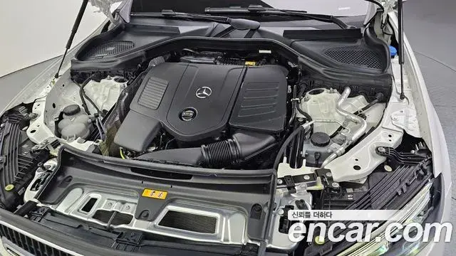 Mercedes-Benz GLC-Class 2025 — Şəkil 26/32
