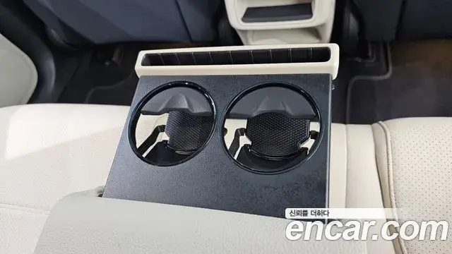 Mercedes-Benz GLC-Class 2025 — Şəkil 12/32