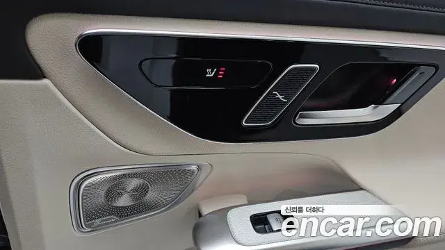 Mercedes-Benz GLC-Class 2025 — Şəkil 16/32