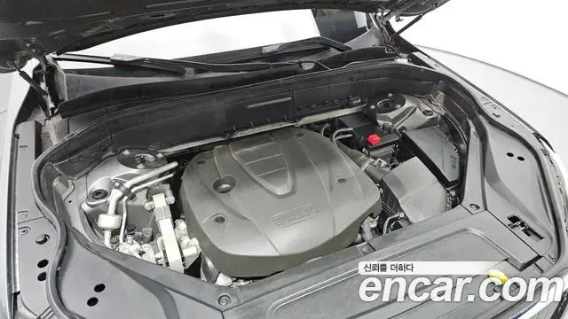 Volvo XC90 2018 — Şəkil 17/20