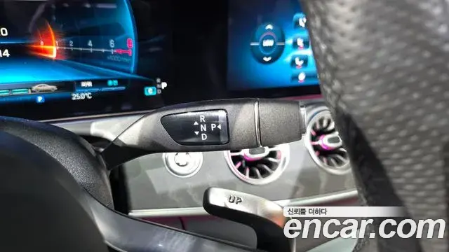 Mercedes-Benz AMG GT 2024 — Photo 29/34