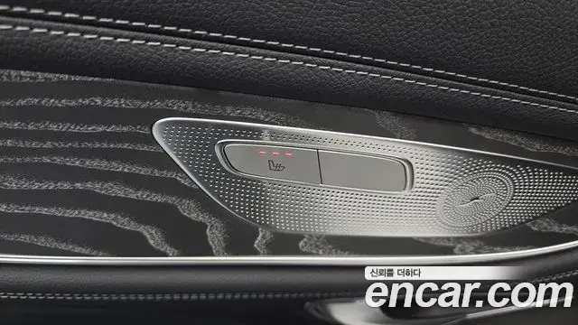 Mercedes-Benz AMG GT 2024 — Photo 22/34