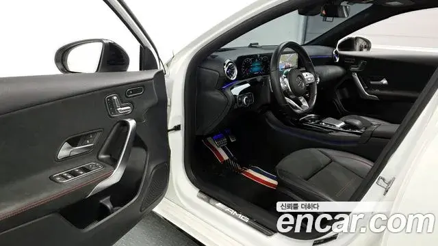Mercedes-Benz A-Class 2021 — Photo 24/30