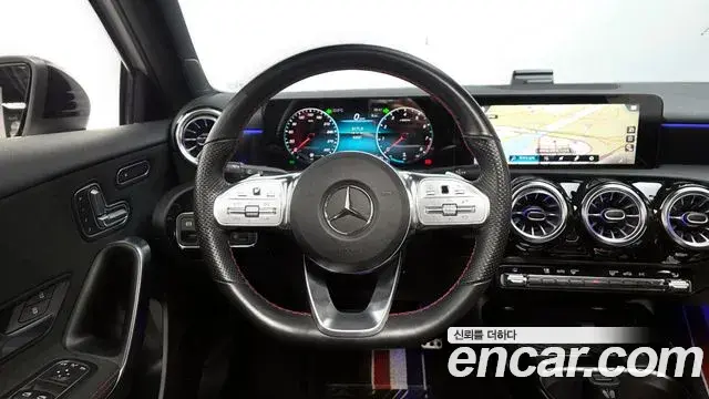 Mercedes-Benz A-Class 2021 — Photo 29/30