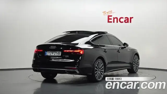 Audi A5 2022 — Фото 2/20