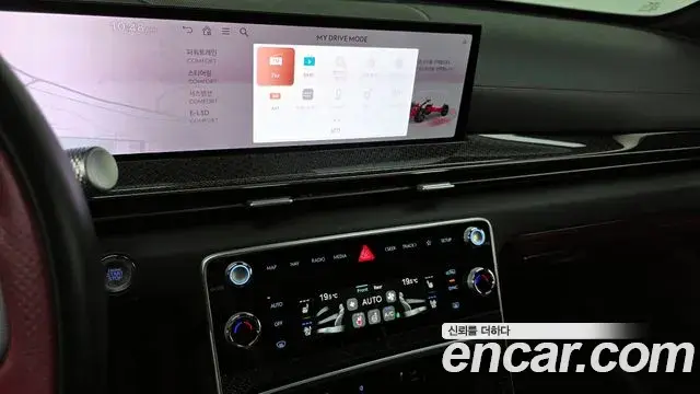Genesis GV80 Coupe 2024 — Фото 15/20