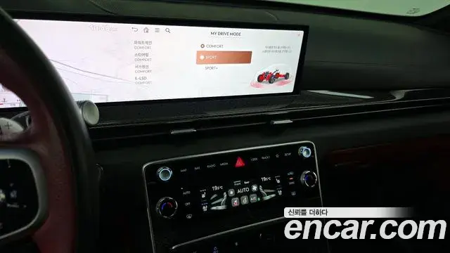 Genesis GV80 Coupe 2024 — Фото 17/20