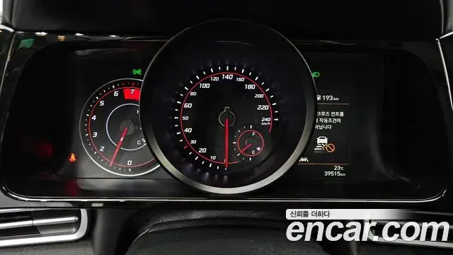 Hyundai Avante 2020 — Фото 8/20