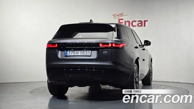 Land Rover Range Rover Velar 2018 — Şəkil 29/31