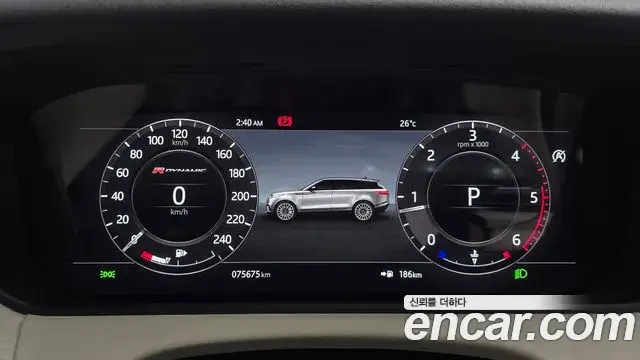 Land Rover Range Rover Velar 2018 — Şəkil 17/31