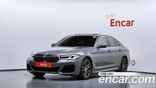 BMW 5 Series 2022 — Фото 1/20