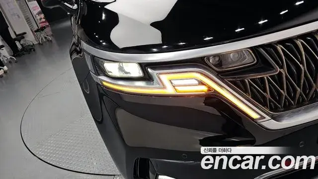Kia Carnival 2021 — Photo 10/30