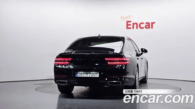 Genesis G80 2023 — ფოტო 22/34