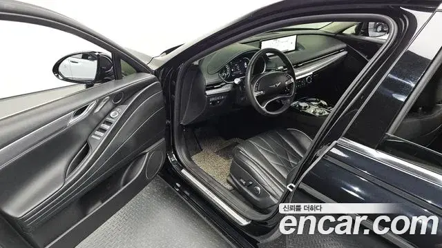 Genesis G80 2023 — ფოტო 18/34