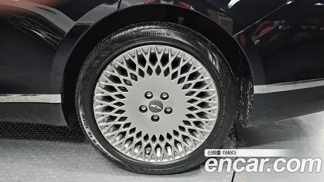 Genesis G80 2023 — ფოტო 34/34