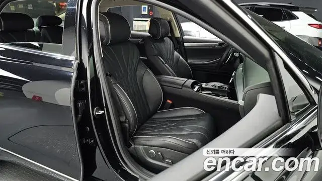 Genesis G80 2023 — ფოტო 11/34
