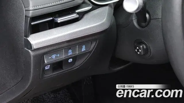 Genesis G80 2023 — ფოტო 24/34