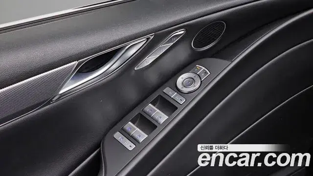 Genesis G80 2023 — ფოტო 33/34