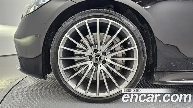 Mercedes-Benz S-Class 2023 — Photo 30/30