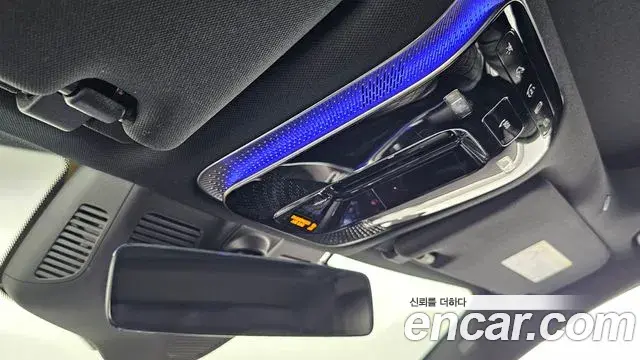 Mercedes-Benz S-Class 2023 — Photo 3/30