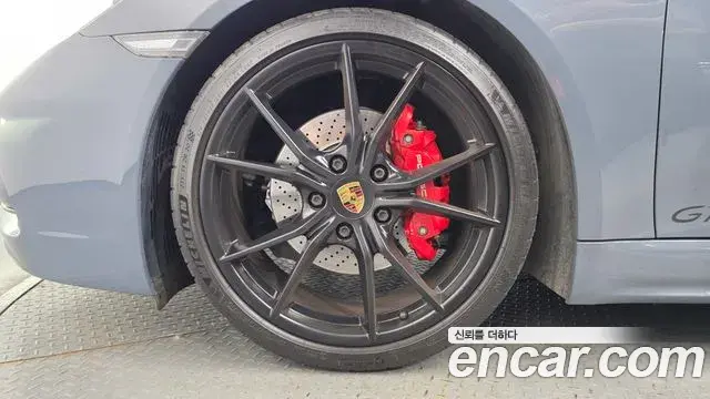 Porsche 718 Cayman 2018 — ფოტო 10/20