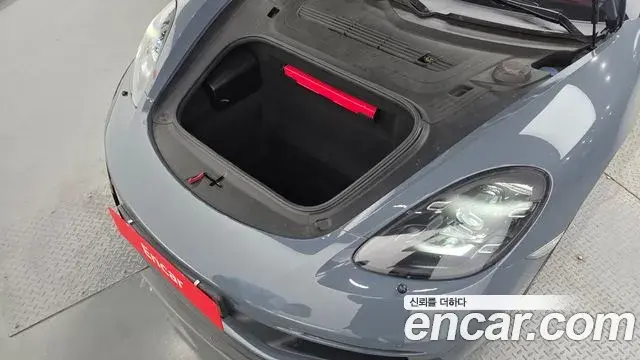 Porsche 718 Cayman 2018 — ფოტო 5/20