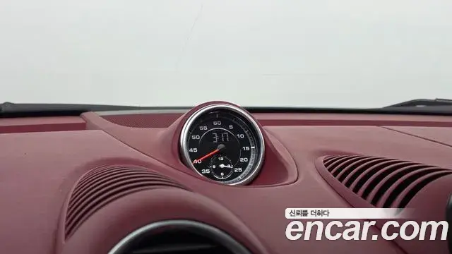 Porsche 718 Cayman 2018 — ფოტო 17/20