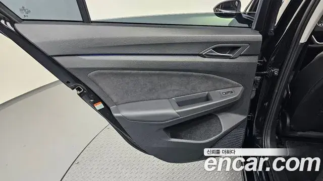 Volkswagen Golf 2025 — Şəkil 3/34