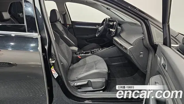 Volkswagen Golf 2025 — Şəkil 15/34