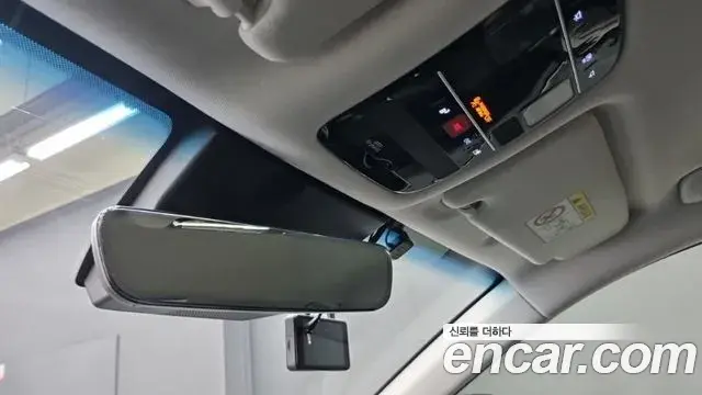 Hyundai Grandeur 2023 — Фото 18/18