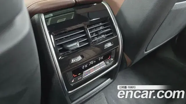 BMW X6 2024 — Photo 21/34