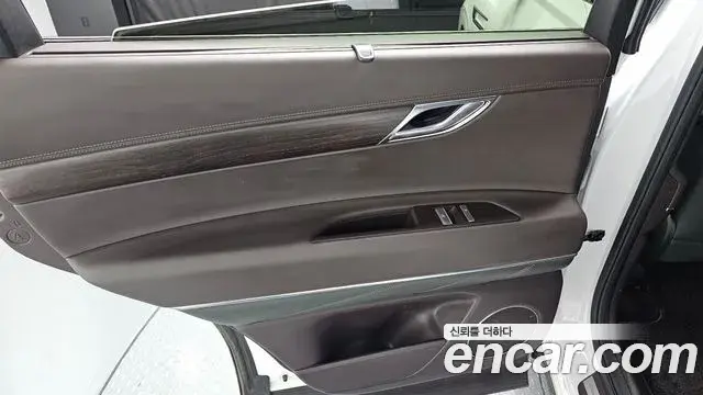 Genesis GV80 2020 — Şəkil 13/31