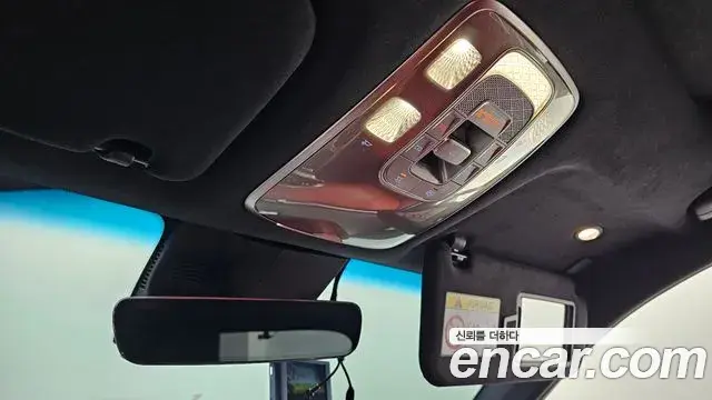Genesis GV70 2021 — ფოტო 2/30