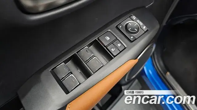 Lexus NX300h 2019 — Şəkil 4/33