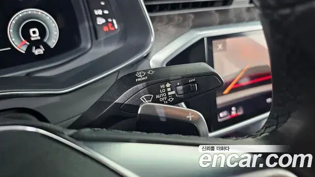 Audi A6 2022 — Şəkil 28/30
