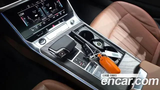 Audi A6 2021 — Şəkil 26/34