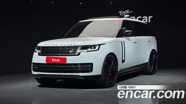 Land Rover Range Rover 2025 — Photo 31/33