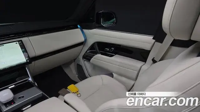Land Rover Range Rover 2025 — Photo 6/33