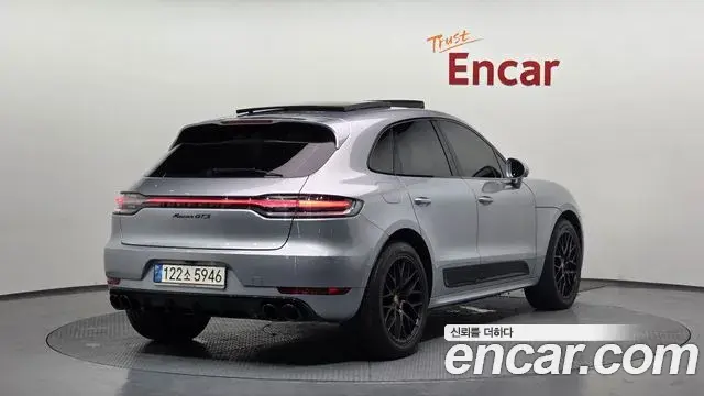 Porsche Macan 2021 — Şəkil 8/20