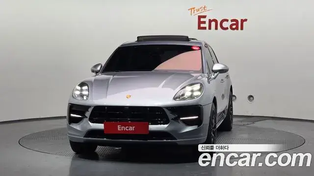 Porsche Macan 2021 — Şəkil 14/20
