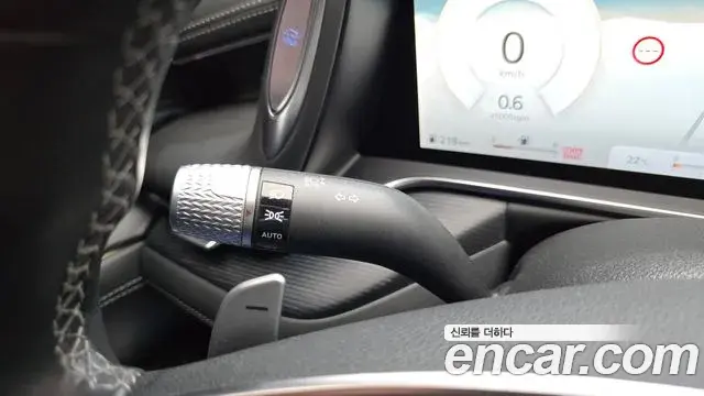 Genesis G90 2022 — ფოტო 29/33
