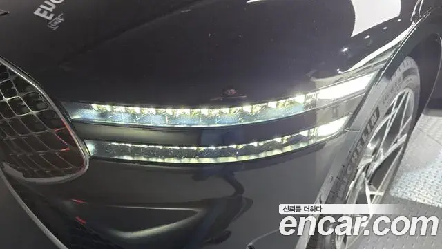 Genesis G90 2022 — ფოტო 3/33