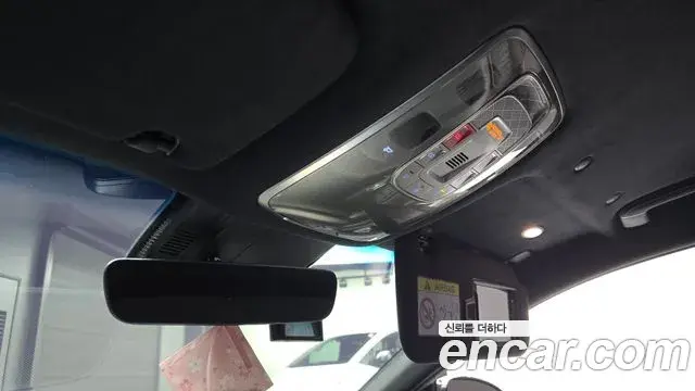 Genesis G90 2022 — ფოტო 16/33
